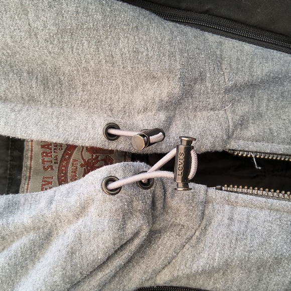 Levi's Black Jacket with Gray Hood Size XL - Picture 10 of 16